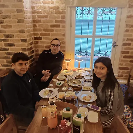 Hotel Family